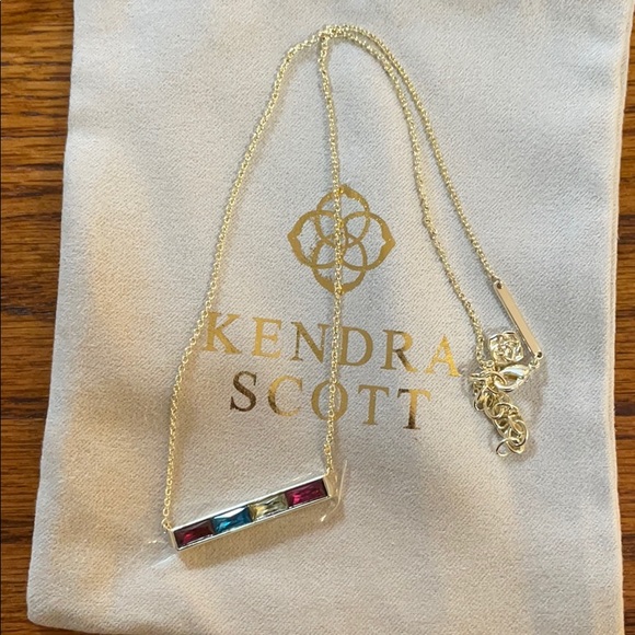 Kendra Scott Necklace - Picture 2 of 3